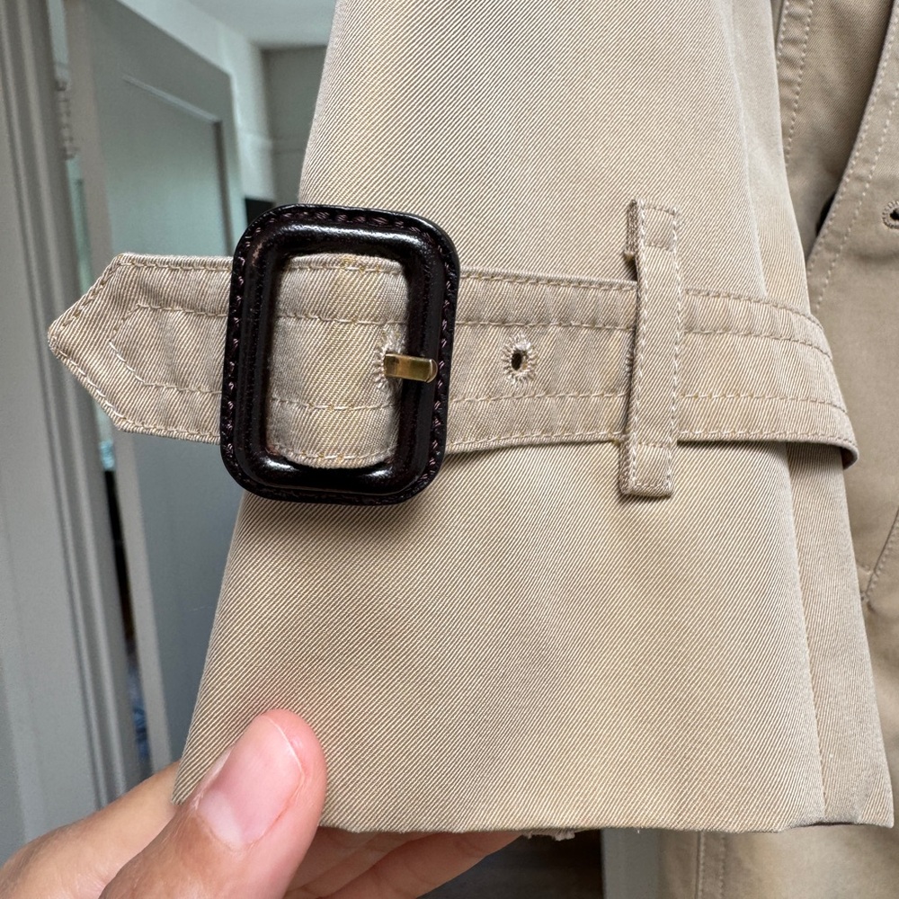 Burberry Women's Chelsea Trench - Picture 4 of 10